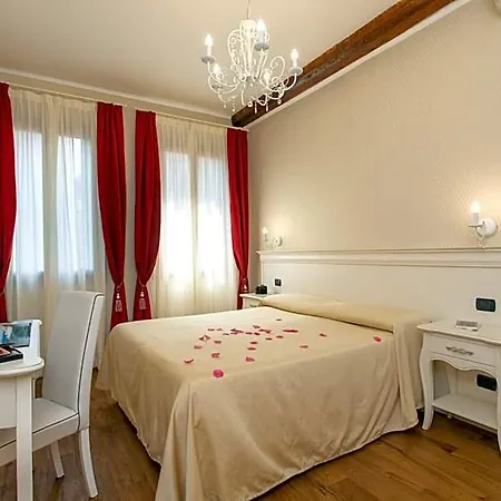 酒店 Charming Palace Santa Fosca