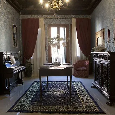 酒店 Charming Palace Santa Fosca 威尼斯